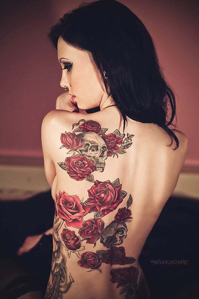 14 Cool Rose Tattoo Designs For Girls - Random Talks