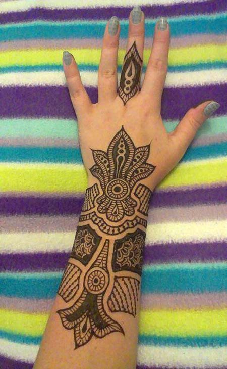 elegant-mehndi-designs