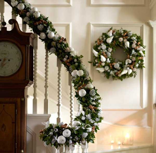 17 Breathtaking Christmas Garland Decorating Ideas – Random Talks