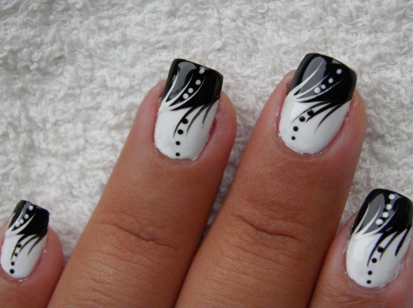 black-and-white--nail-design-ideas