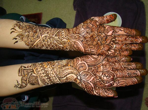 full-hand-bridal-mehndi-designs