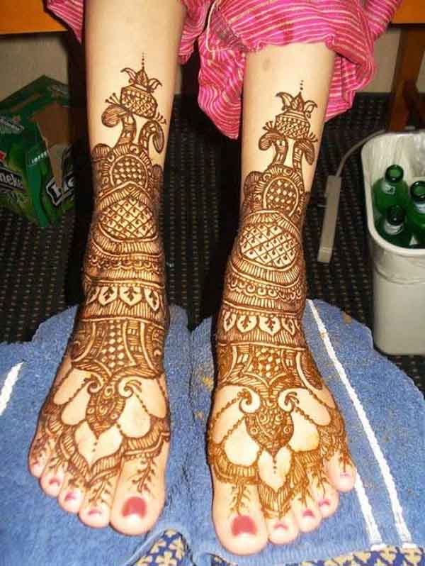 Leg Mehendi Design Ideas You Must Consider For Karva Chauth